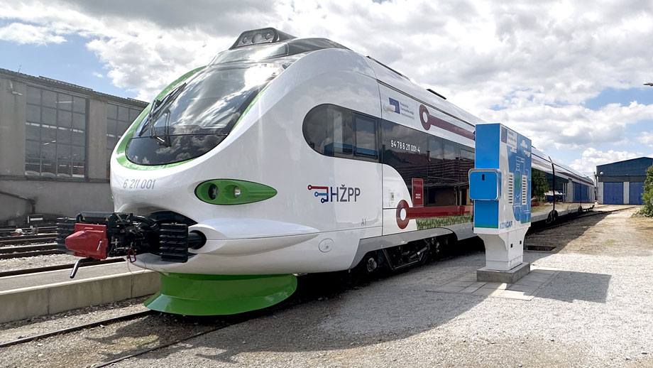 Battery Electric Multiple Unit (BEMU)