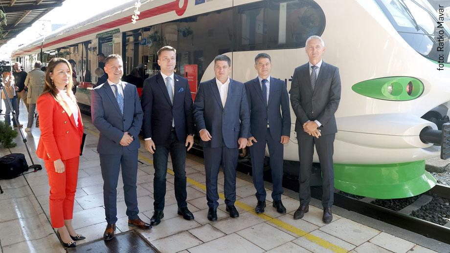 U promet pušten prvi baterijski vlak u Hrvatskoj, proizveden u KONČARU