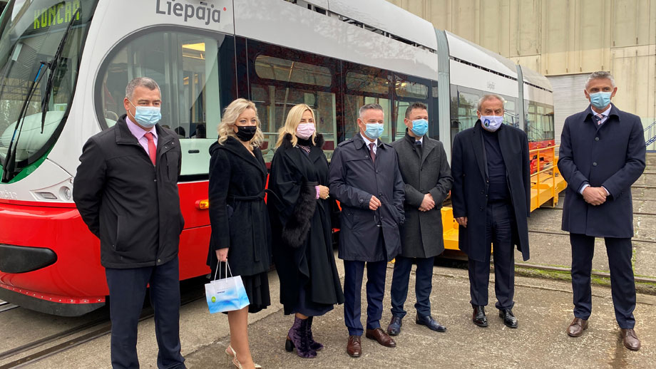 Isporuka prvog tramvaja za Latviju