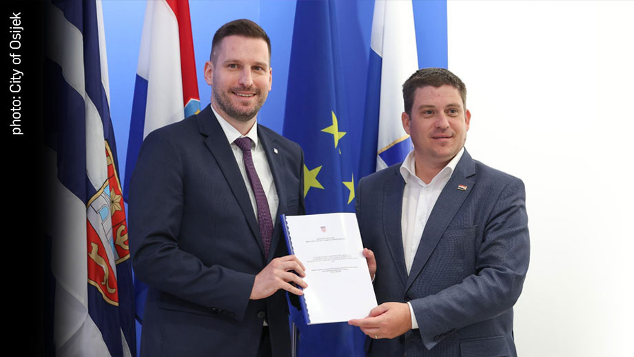 Signing of the contract for new trams for the City of Osijek