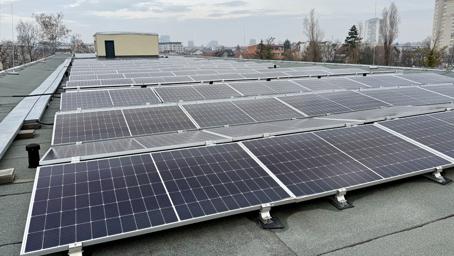 Sjedište KONČARA s krovnom sunčanom elektranom