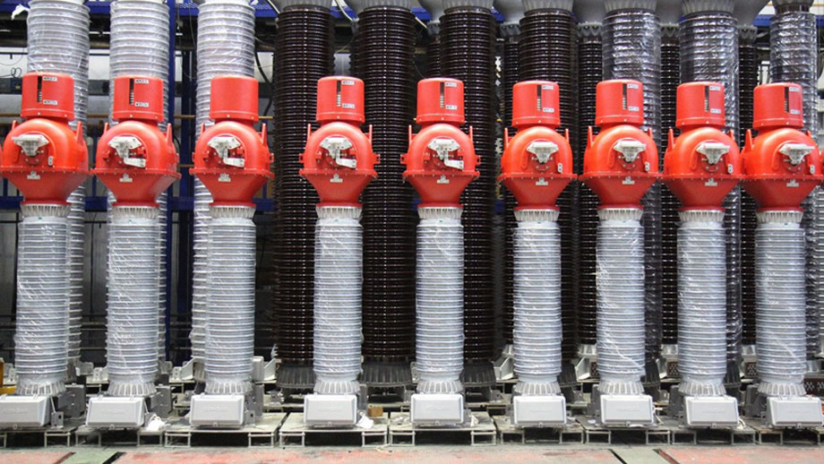 Combined instrument transformers – Type VAU