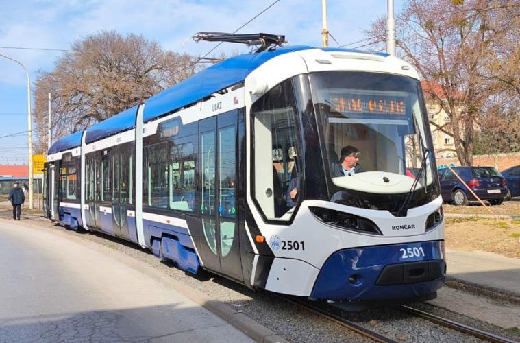 New low-floor tram for the City of Osijek