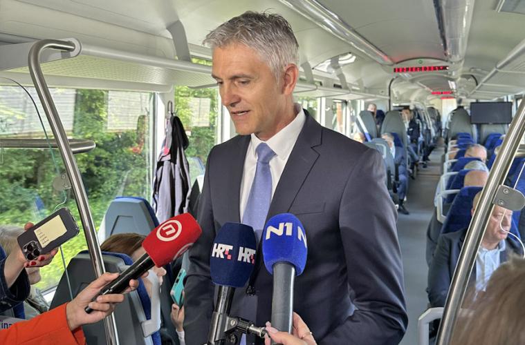 U promet pušten prvi baterijski elektromotorni vlak