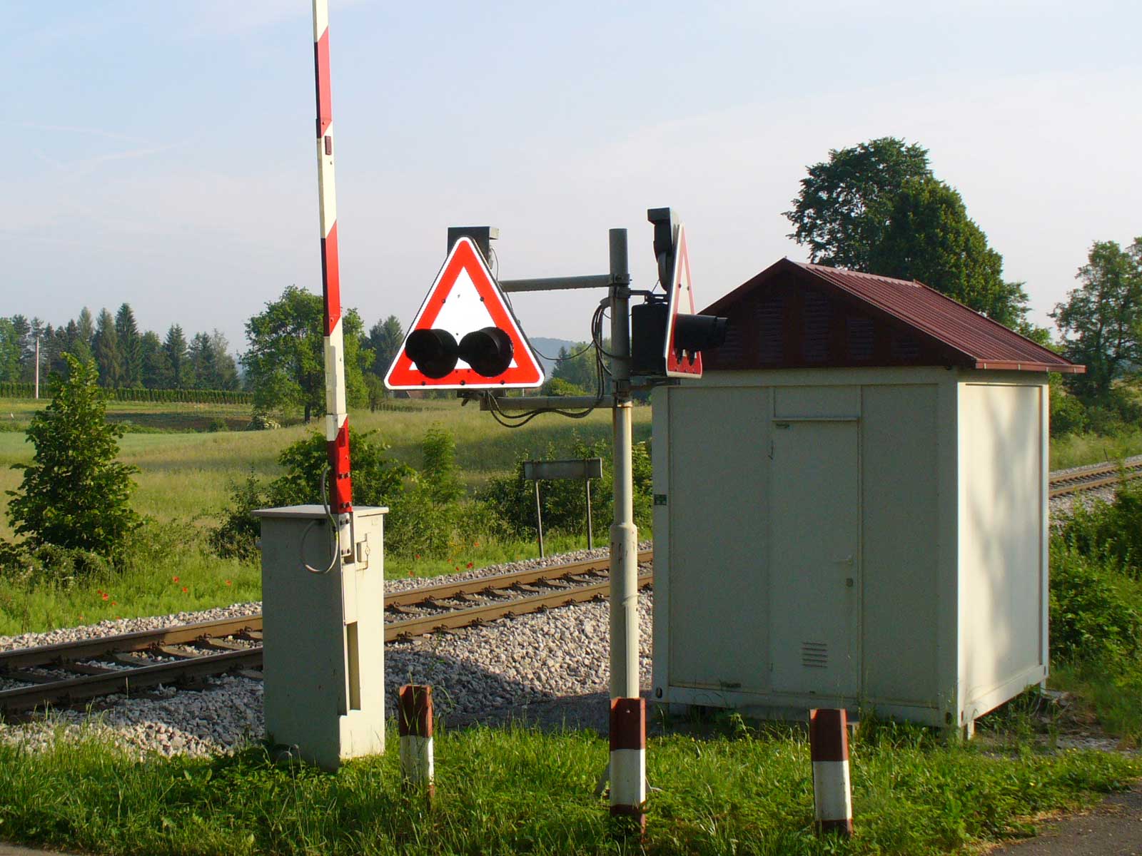 Signalling and safety systems