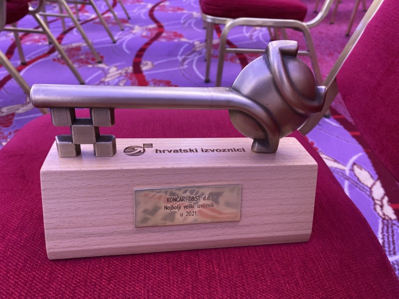 Golden Key award for top large exporter in 2021