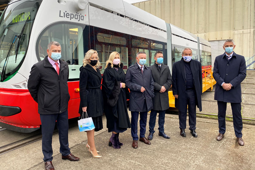 Isporučen prvi KONČAREV tramvaj za Latviju